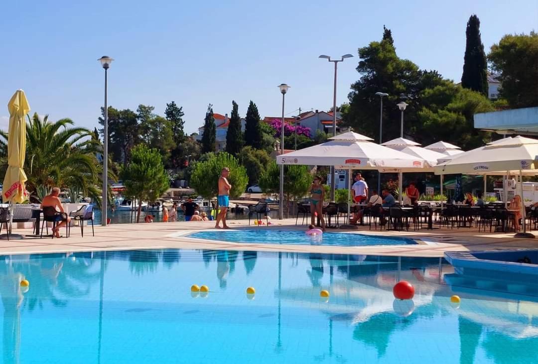 Villa Senka Nečujam 외부 사진